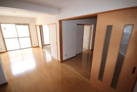 Okuizumo Town Public Housing 2DK Apartment for Rent - Thumbnail 2