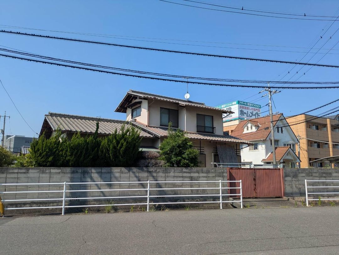 85.8 Tsubo Land with Existing House in Okayama City Kita Ward - Thumbnail 4