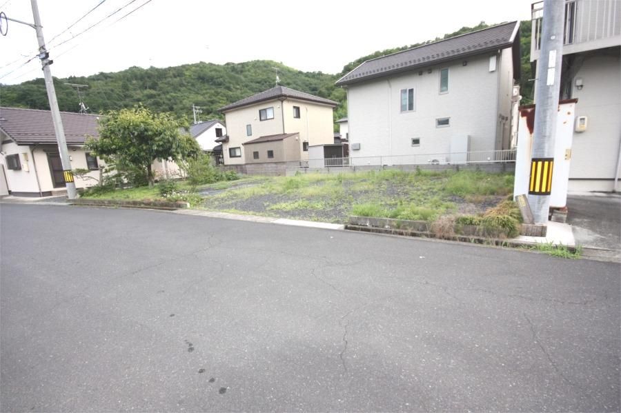 165.16 sqm Land for Sale in Tsuyama, Okayama | Near Station - Thumbnail 2