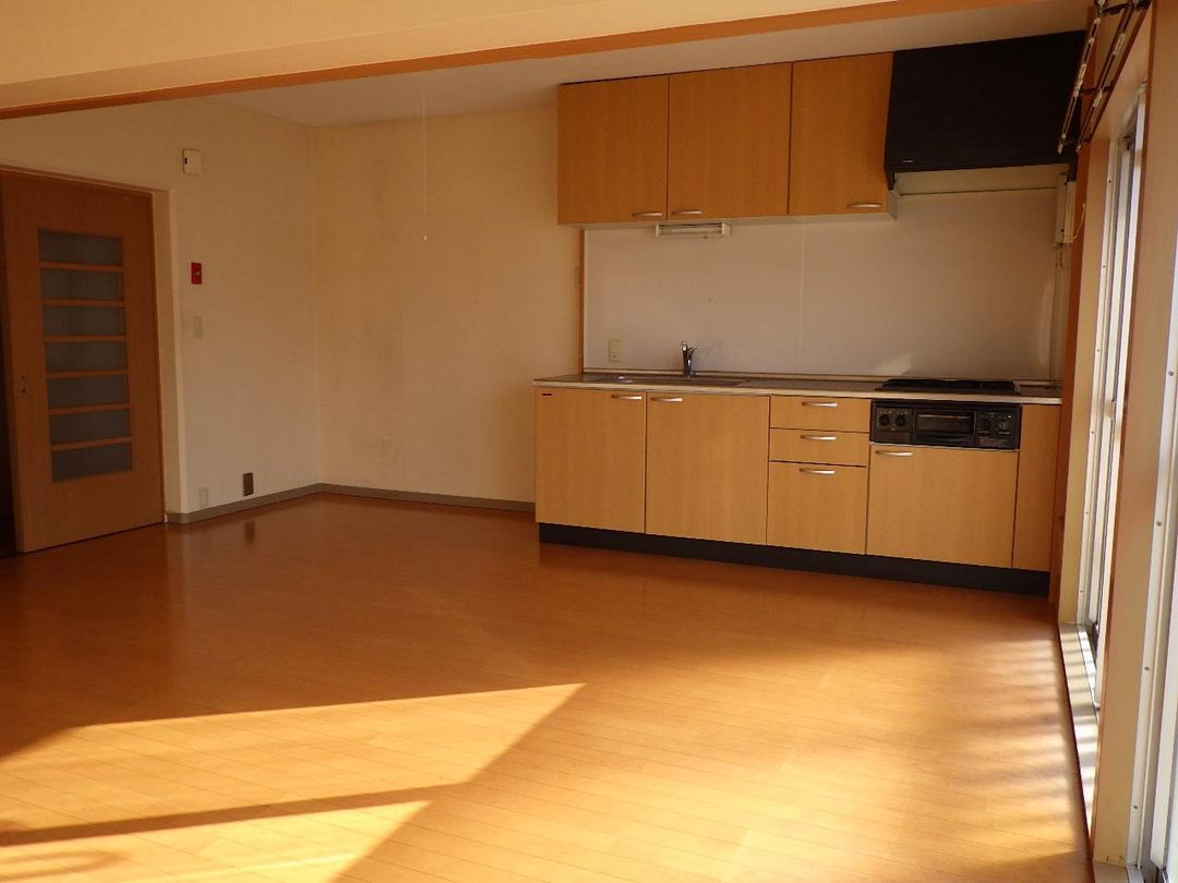 4-Unit Apartment Building for Sale in Mimasaka City, Okayama - Thumbnail 2