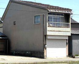 Park-Side Home in Yoshino Town, Ōno City — Image 1, Ono, Fukui