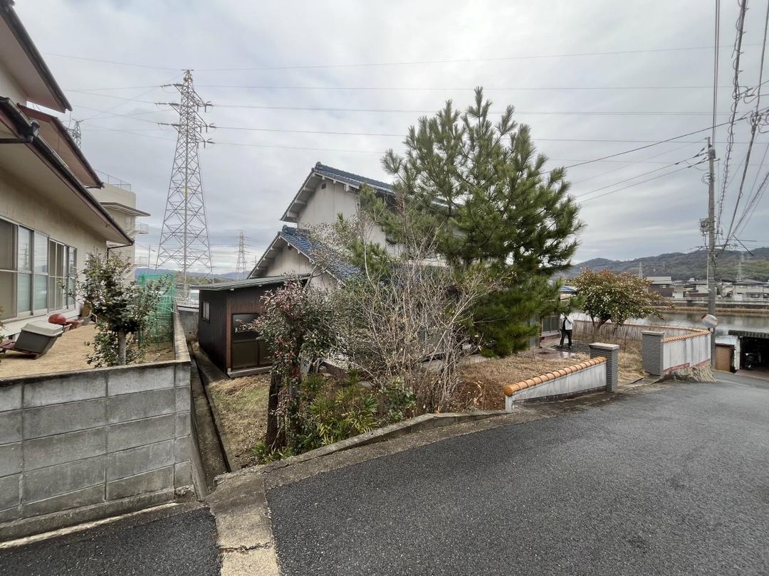Land for Sale in Satoshō, Okayama - 402 sqm Corner Plot - Thumbnail 4