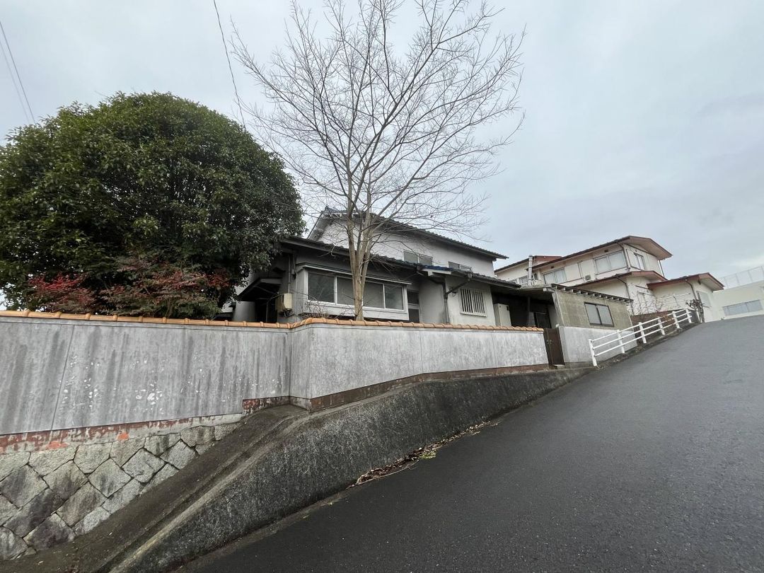 Land for Sale in Satoshō, Okayama - 402 sqm Corner Plot - Thumbnail 2