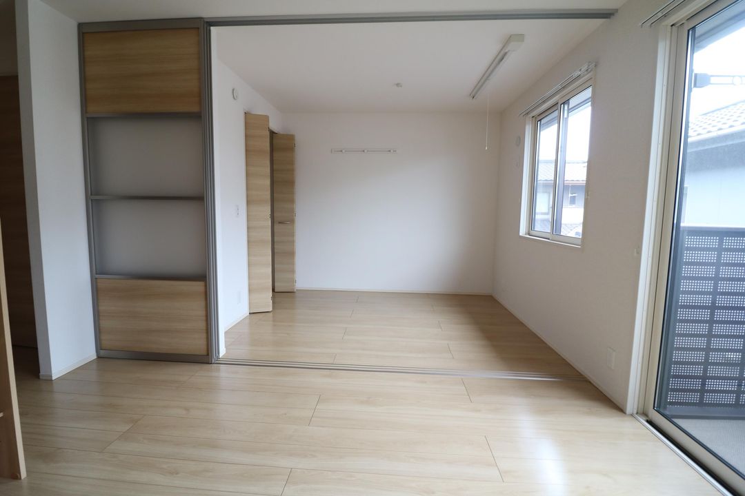 Apartment Building for Sale in Kurashiki, Okayama - 12 Units - Thumbnail 2