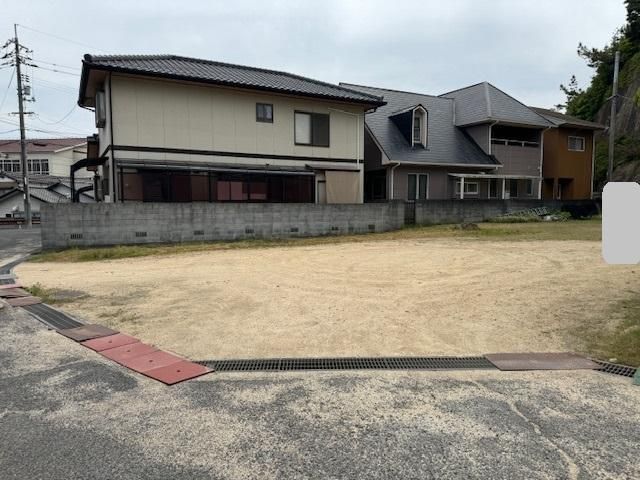 Residential Land for Sale in Tamano, Okayama - 198.6 sqm Plot - Thumbnail 3