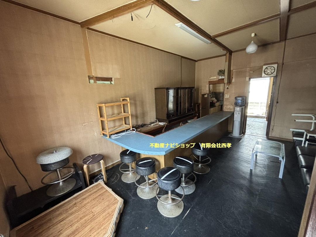 Commercial Building in Kurashiki, Okayama - 184 sqm - Thumbnail 2