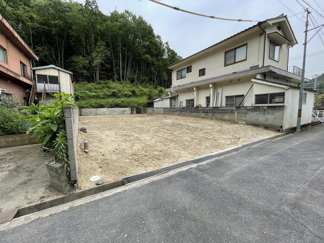 61.65 Tsubo Residential Land for Sale in Kasaoka, Okayama - Thumbnail 3