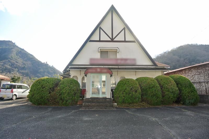 Former Cafe & Workshop Property for Sale in Takahashi, Okayama - Thumbnail 4