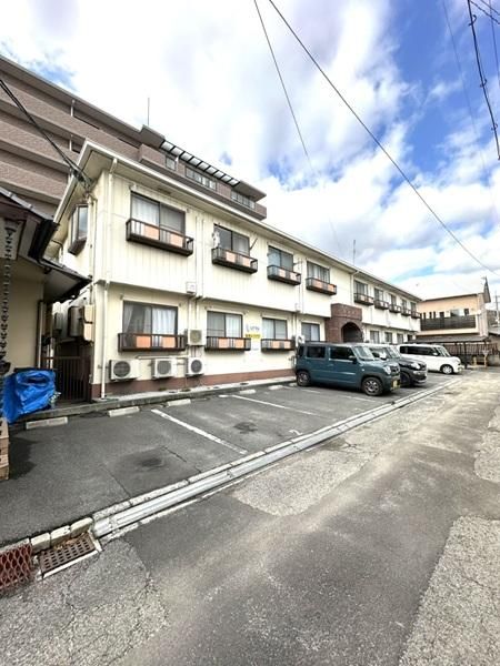 Apartment Building for Sale in Okayama City with Solar Income - Thumbnail 2