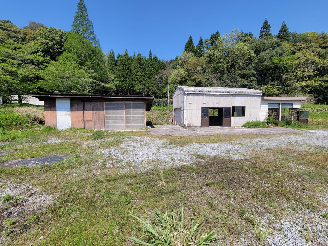 Former Auto Workshop for Sale in Yasugi, Shimane - 781sqm Land - Thumbnail 2