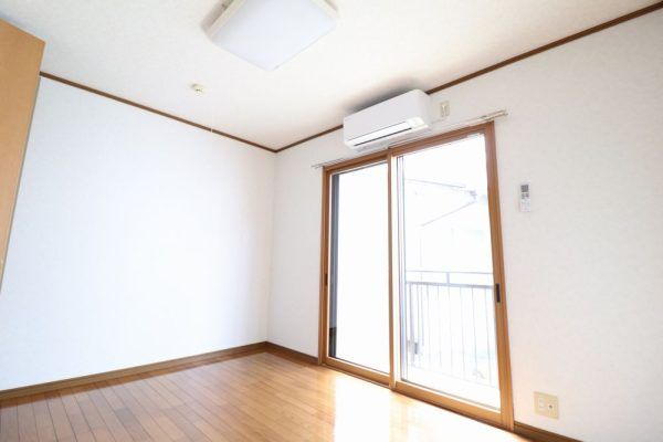 1R Apartment for Rent in Okuizumo, Shimane - 30,000 Yen - Thumbnail 3