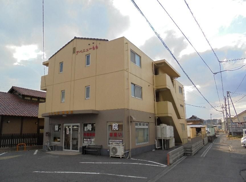 Three-Story RC Building for Sale in Kita-ku, Okayama - Main Image