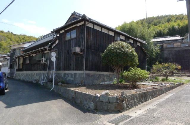 Land for Sale in Okayama City with Free Additional Field Plot - Thumbnail 2