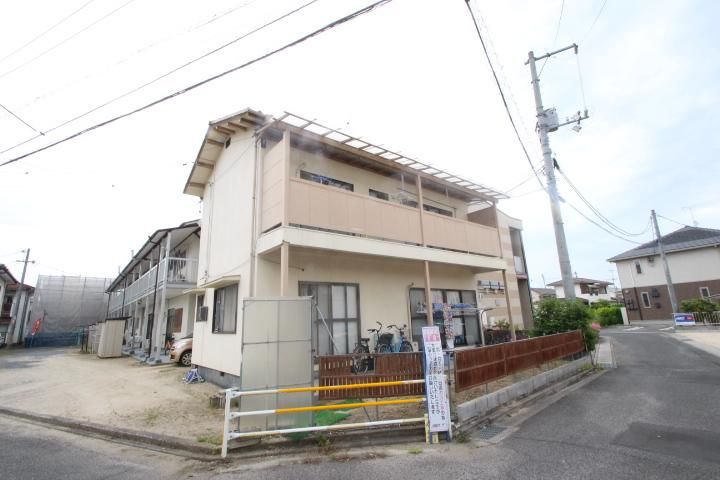 17-Unit Apartment Building for Sale in Okayama City, Gion Area - Thumbnail 3