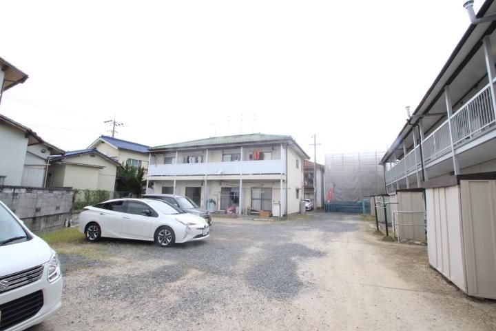 17-Unit Apartment Building for Sale in Okayama City, Gion Area - Thumbnail 4