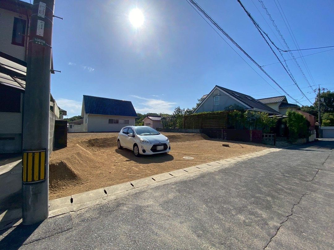 85-Tsubo Hilltop Land for Sale in Hayashima, Okayama - No Building Conditions - Thumbnail 3