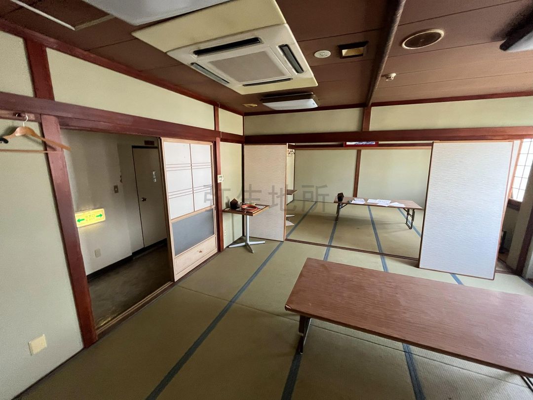 6-Story Former Inn with Parking Lot in Bizen City, Okayama - Thumbnail 3