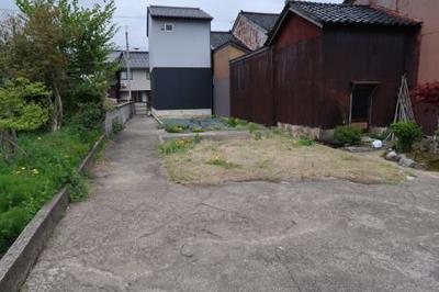 Ainokaze Toyama Railway Isurugi Station - Property Details - Toyama Prefecture Oyabe City Vacant House Bank Site — Image 1, Oyabe, Toyama