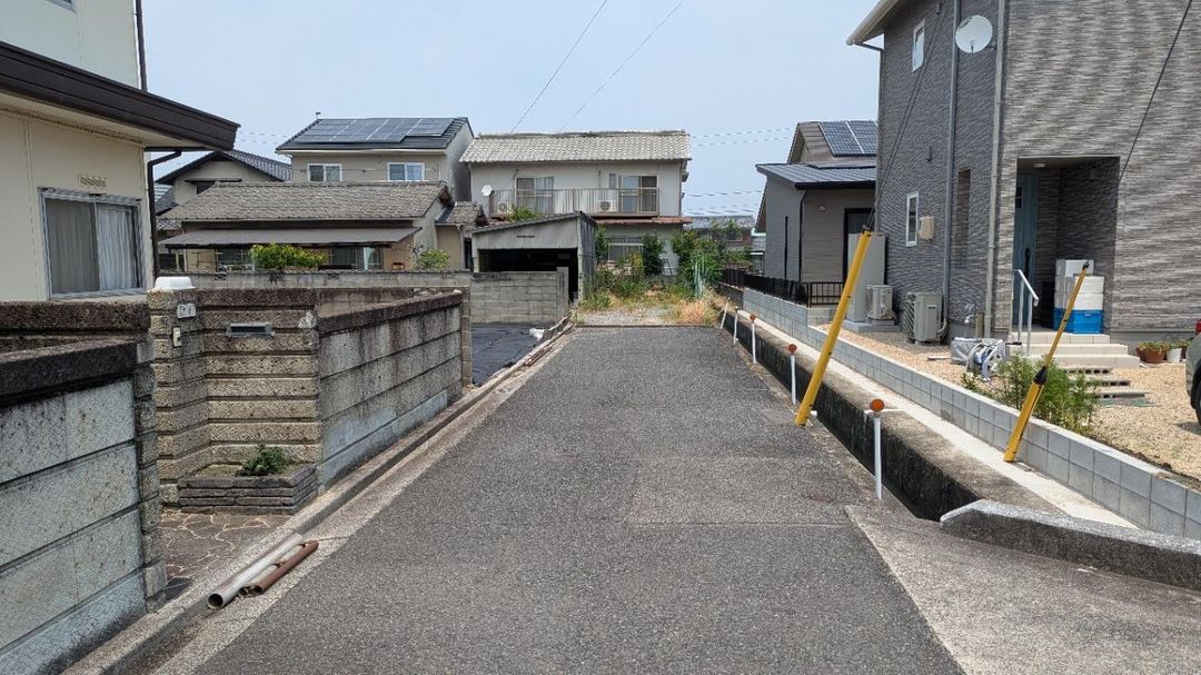 173.18 sqm Residential Land for Sale in Okayama City's Minami Ward - Thumbnail 3