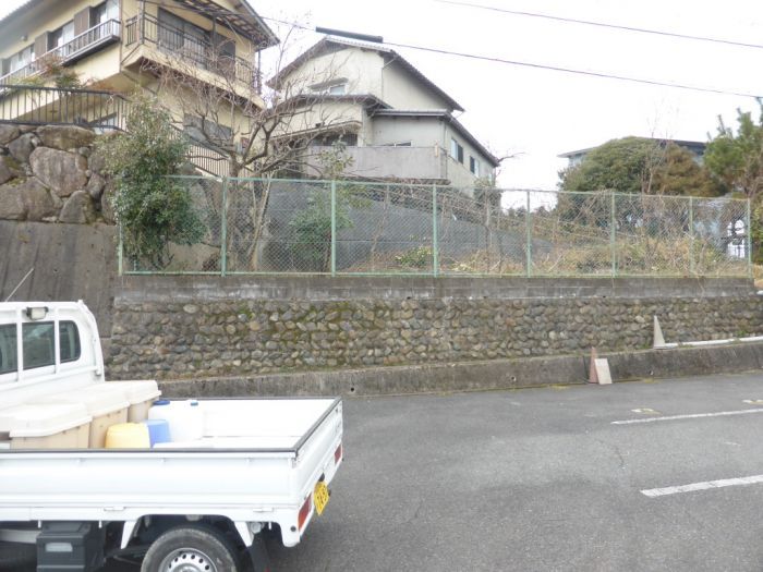 Land with House for Renovation in Tsuyama, Okayama - 348.41 sqm - Thumbnail 3
