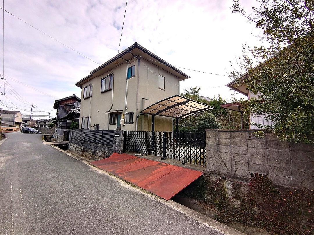 462 sqm Land Plot for Sale in Kurashiki, Okayama with Road Frontage - Thumbnail 2