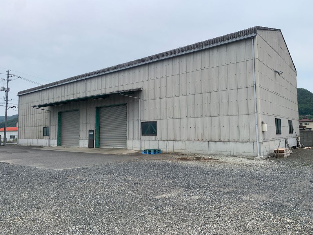 Large Warehouse for Sale in Setouchi City, Okayama - Thumbnail 3