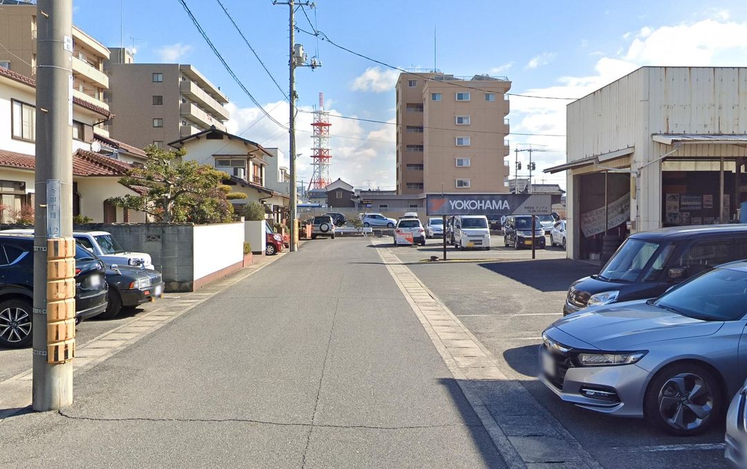79-Tsubo Land for Sale in Okayama's Kita Ward | Corner Lot - Thumbnail 2