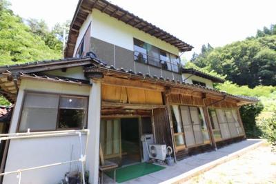 Tranquil Two-Story House in Okuizumo Town — Image 1, Okuizumo, Shimane