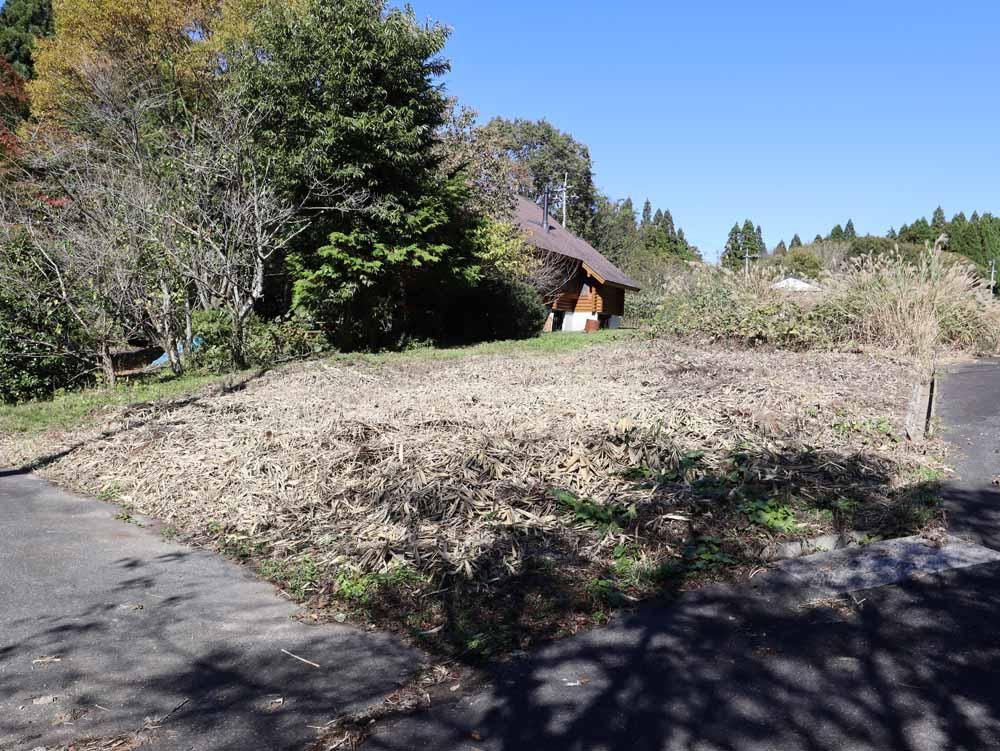 165 sqm Corner Land Plot for Sale in Maniwa, Okayama - Thumbnail 2