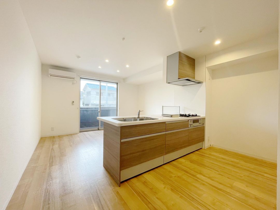 Apartment Building for Sale in Okayama City, 18 Units, 4.91% Yield - Thumbnail 3