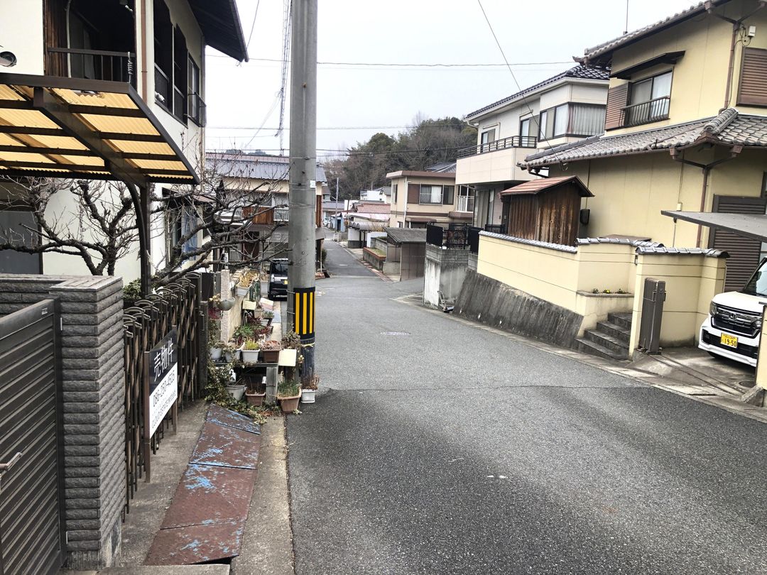 192.95 sqm Land for Sale in Tamano, Okayama - Near Sea & Mountains - Thumbnail 3