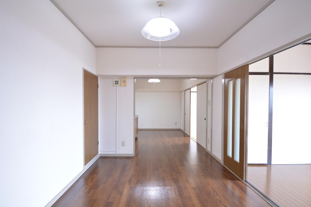 Retro RC Apartment Building for Sale in Okayama City - Thumbnail 3