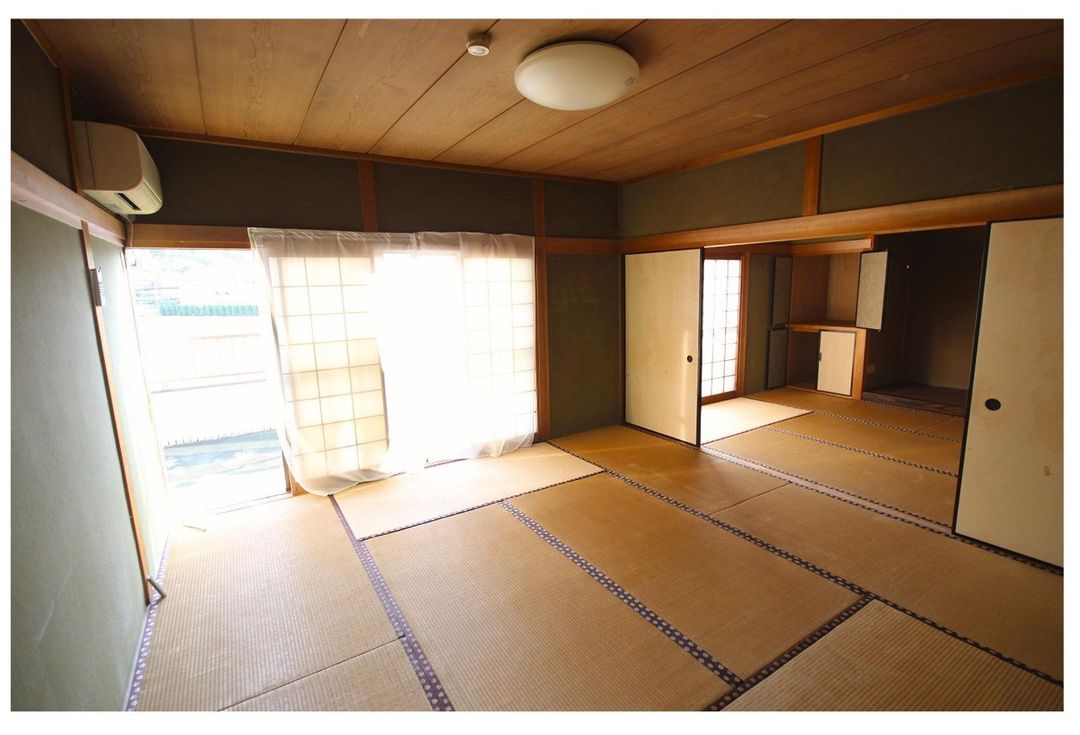 16-Unit Apartment Building for Sale in Tsuyama, Okayama - Thumbnail 4