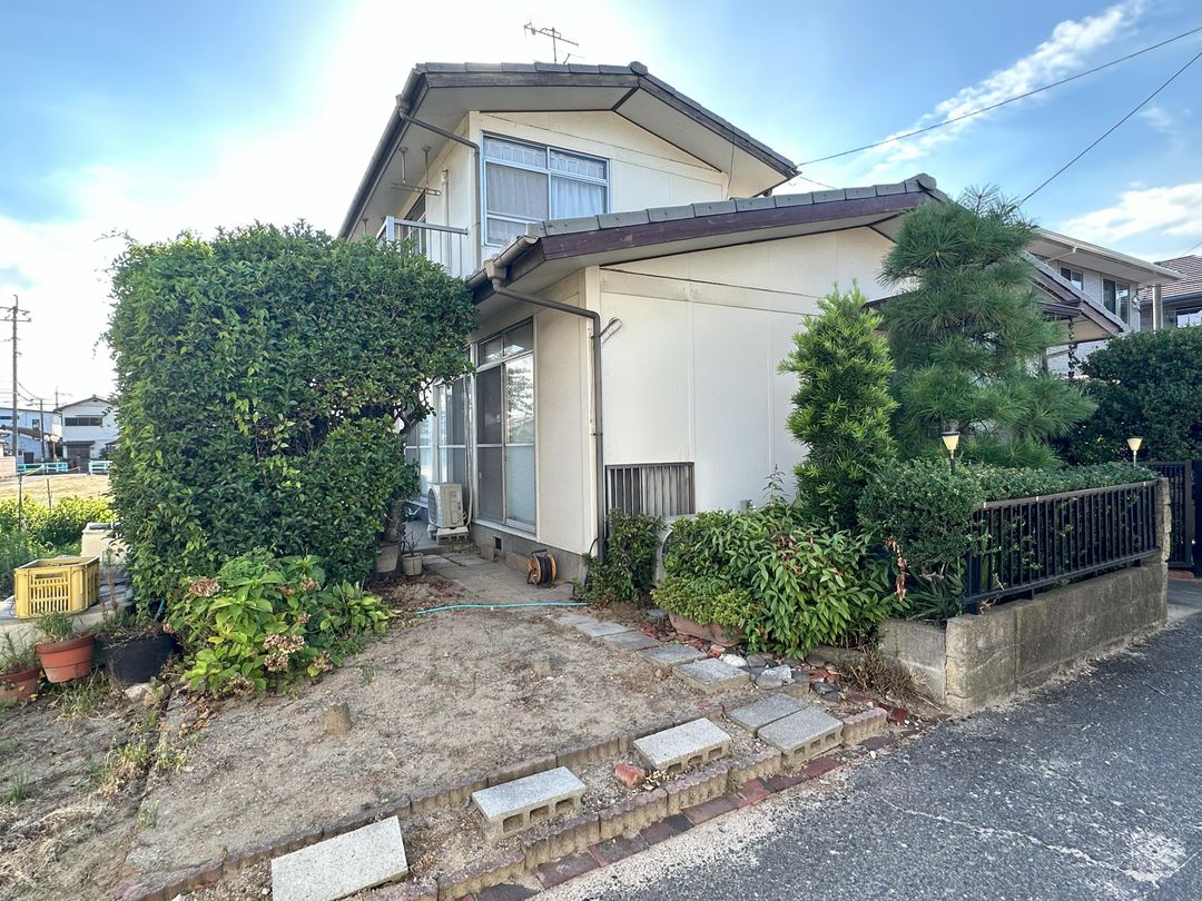 Residential Land for Sale in Kurashiki, Okayama - 175.71 sqm - Image 1