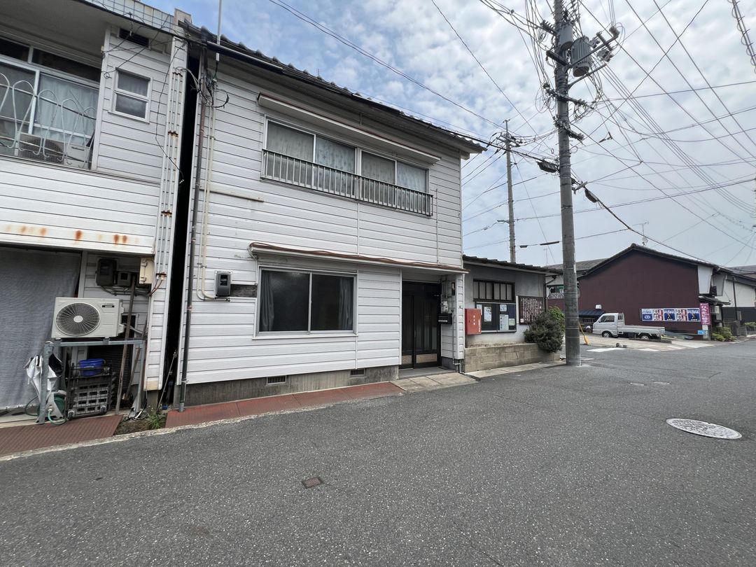 5LDK House with Warehouse for Sale in Tsuyama, Okayama - Thumbnail 2