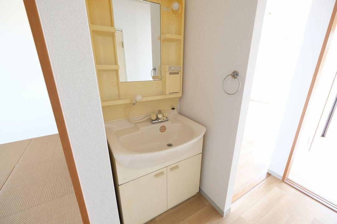 Apartment Building for Sale in Kurashiki, Okayama - 8 Units - Thumbnail 3