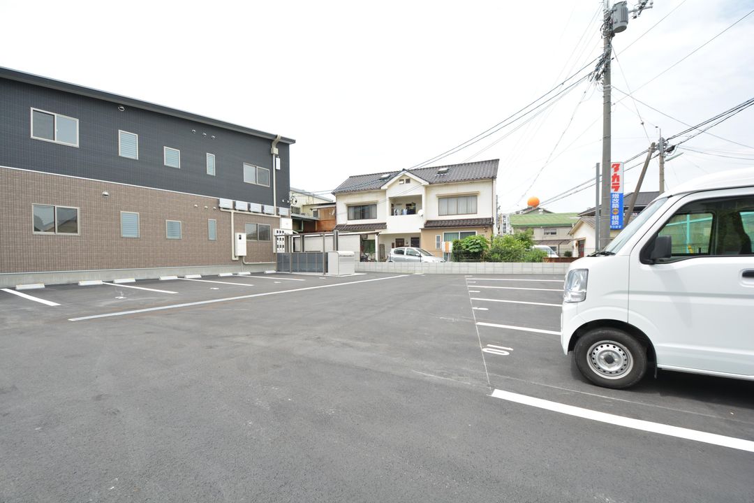 8-Unit Apartment Building with Solar Power in Kurashiki, Okayama - Thumbnail 3