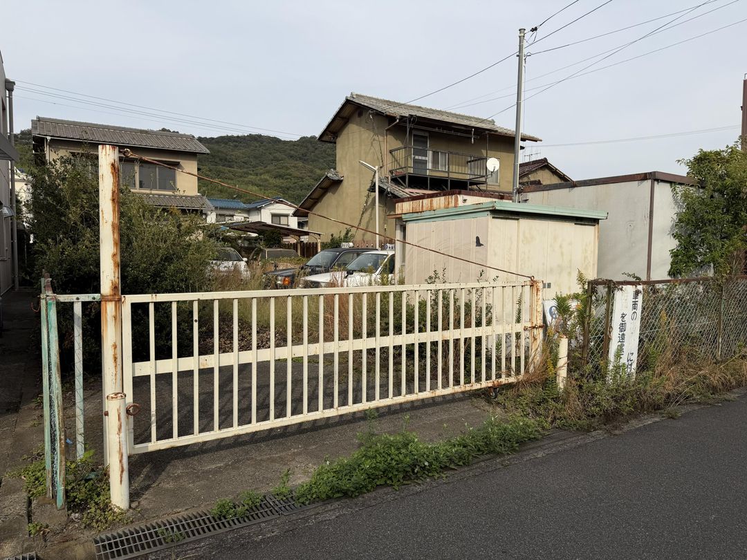 60-Tsubo Residential Land for Sale in Kasaoka, Okayama - Thumbnail 2