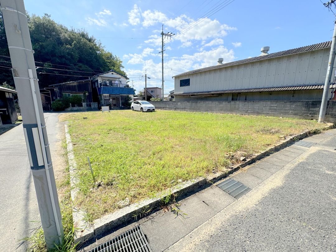 Land for Sale in Atsu, Okayama City - 269.62㎡ Corner Plot - Thumbnail 2