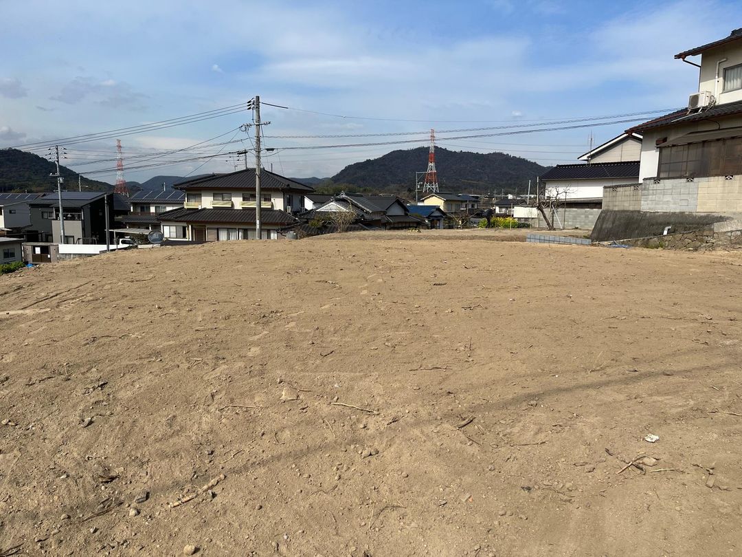 210 Tsubo Land for Sale in Satoshō, Okayama with Panoramic Views - Thumbnail 4