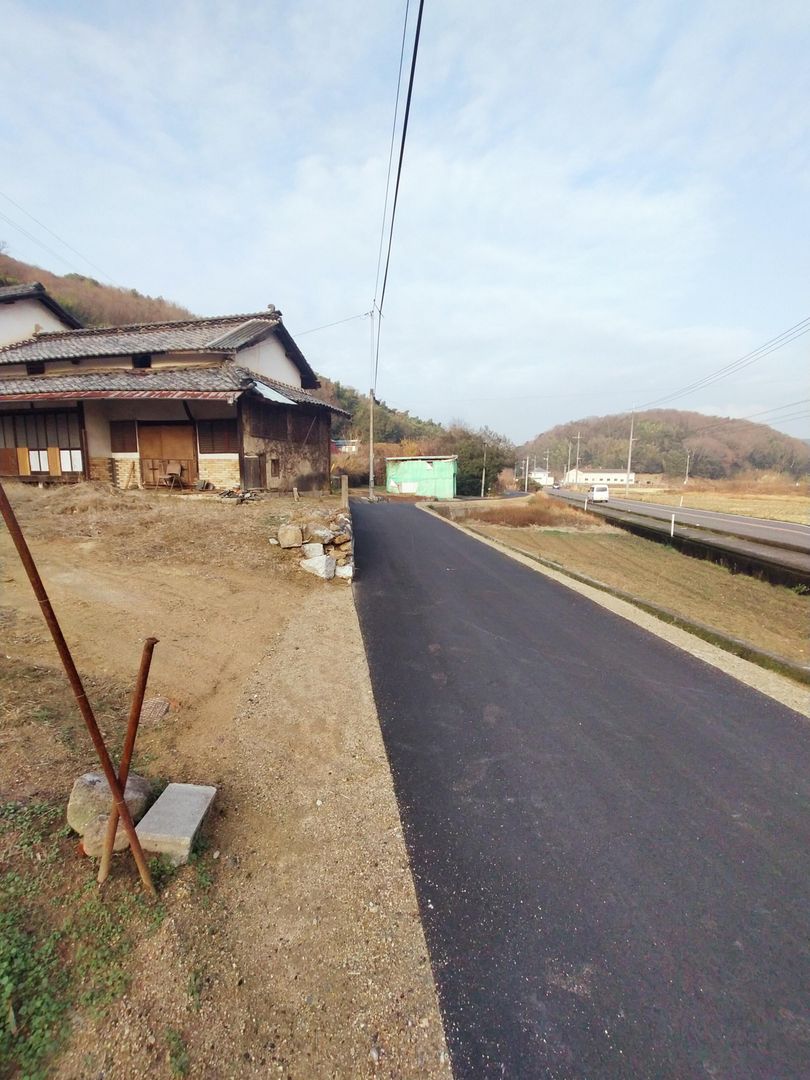 Vast 1,451 Tsubo Agricultural Land with Old House in Kasaoka, Okayama - Thumbnail 2