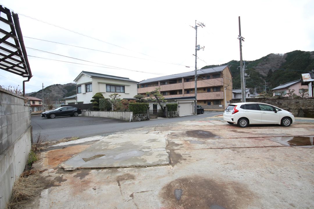 Vacant Land for Sale in Maniwa City, Okayama - 347.1 sqm Plot - Thumbnail 3