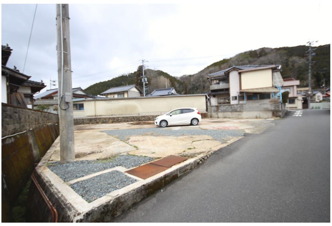 Vacant Land for Sale in Maniwa City, Okayama - 347.1 sqm Plot - Thumbnail 2