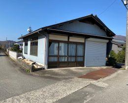 Spacious Traditional Home in Ono City with 474㎡ Land — Image 4, Ono, Fukui