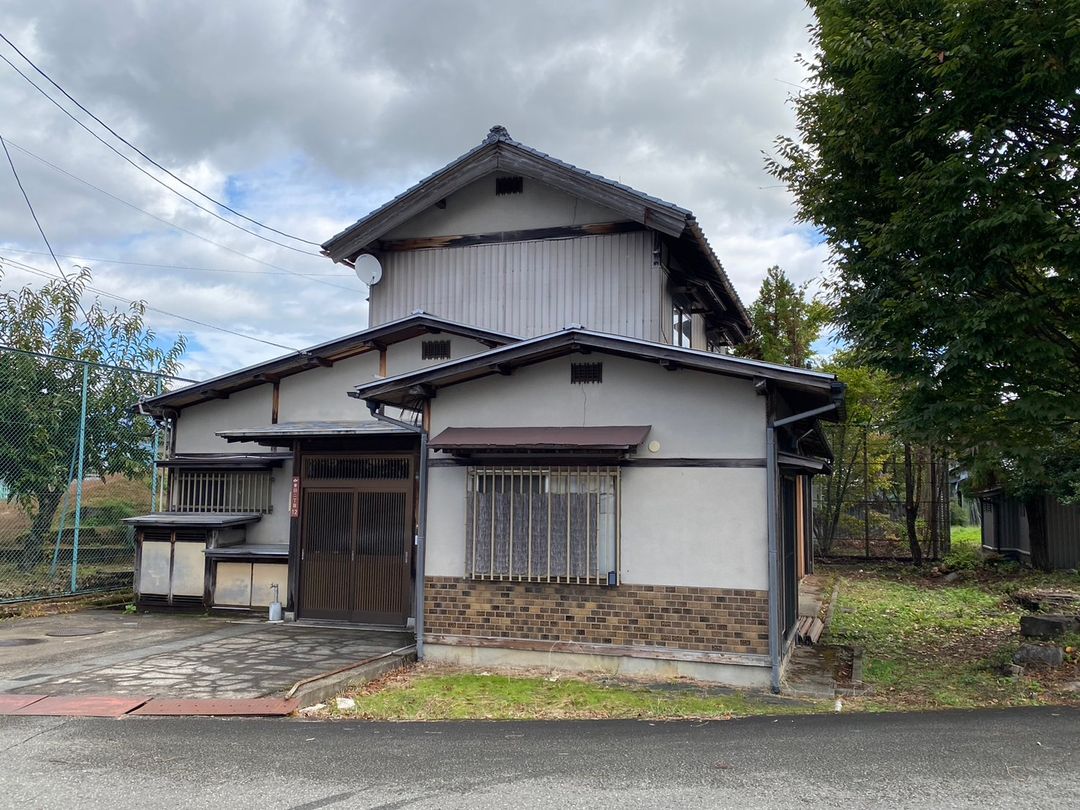 Spacious Traditional Home in Ono City with 474㎡ Land - Thumbnail 4