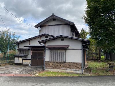 Spacious Traditional Home in Ono City with 474㎡ Land — Image 3, Ono, Fukui