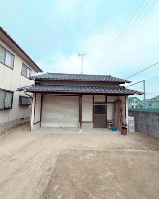 Land for Sale with Storage Shed in Okayama City's Kita Ward - Thumbnail 2