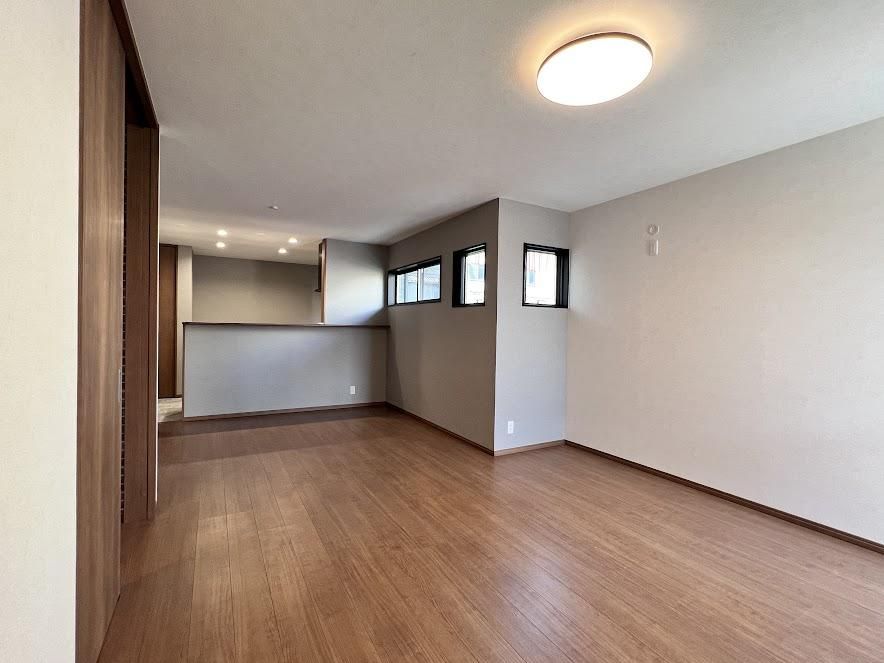 Newly Built 3LDK House for Sale in Minami-ku, Okayama - Thumbnail 4