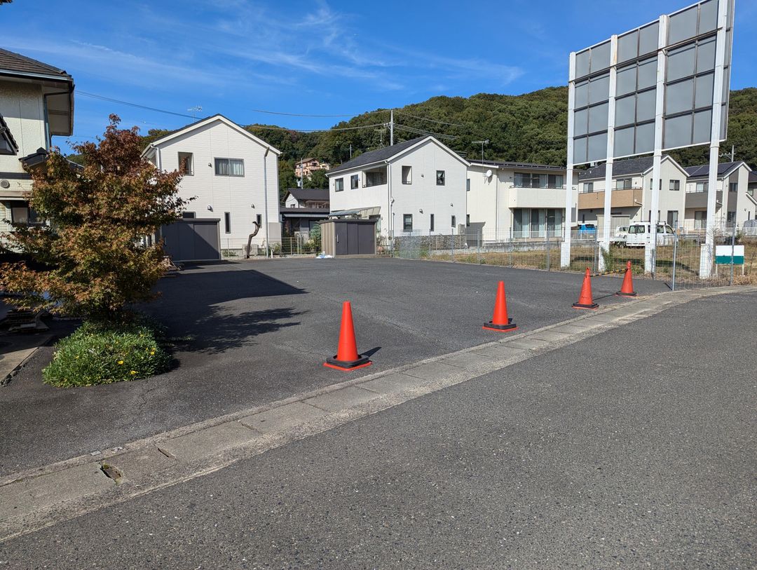 93.17 Tsubo Land for Sale in Kurashiki, Okayama - Ideal for Office-Residence - Thumbnail 3