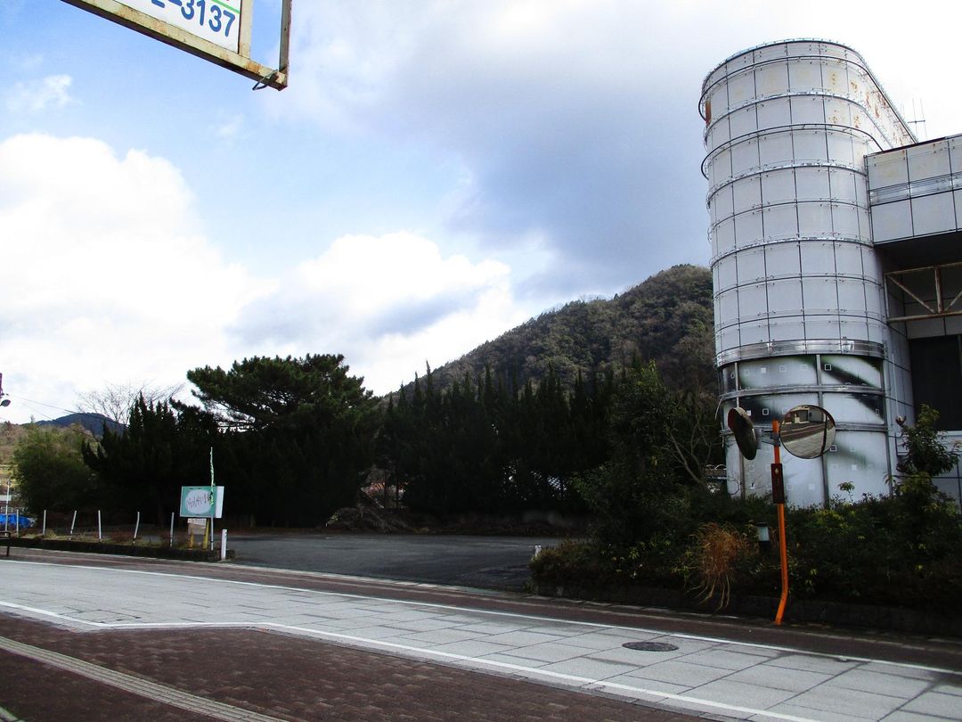 Land for Sale in Mimasaka City, Okayama - 572.20 Tsubo Former Yuyu Tiger Site - Thumbnail 4